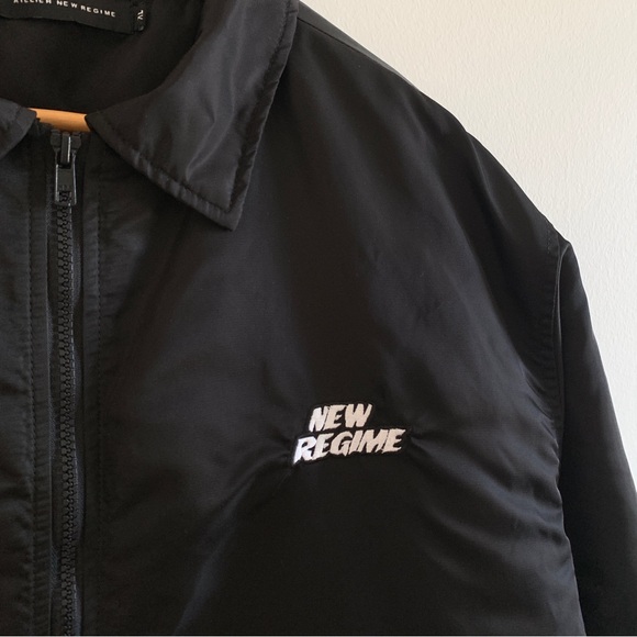 New Regime Signature Logo Black Jacket - Picture 4 of 7